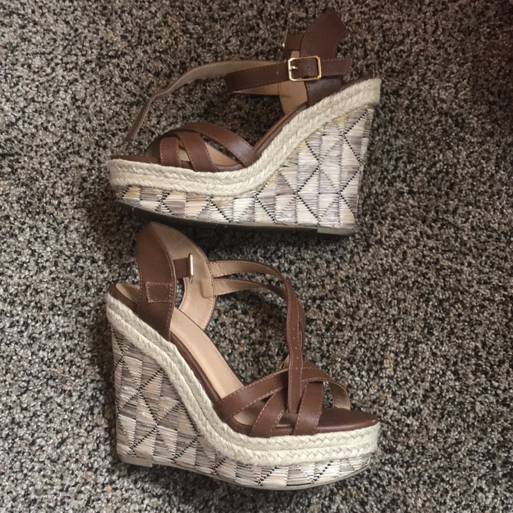 Wedge heels - Picture 3 of 3